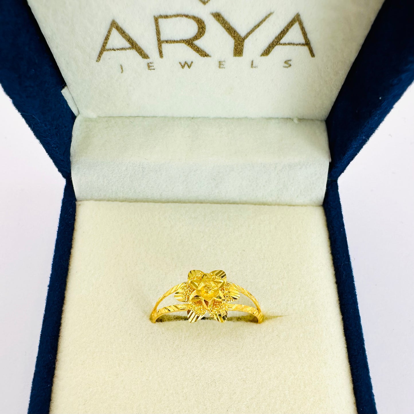 22k solid gold flower ring