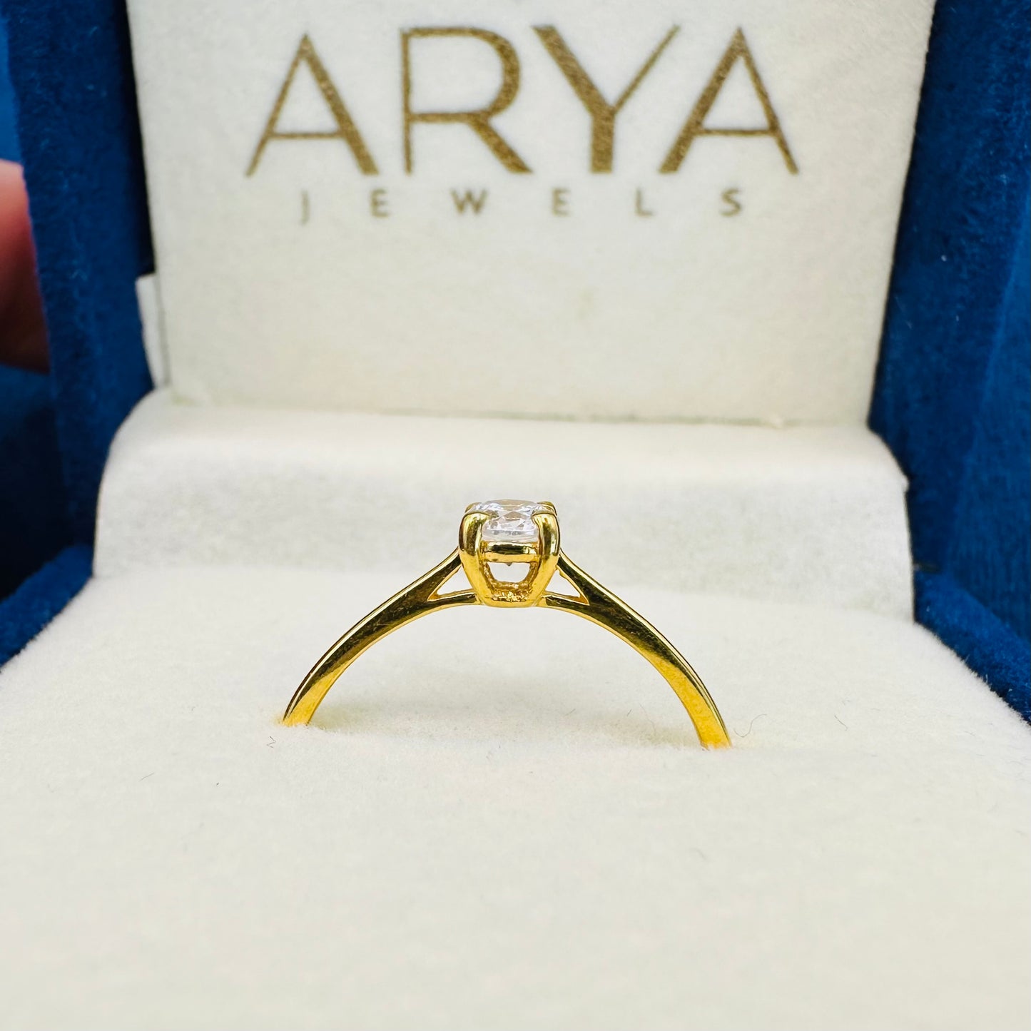 22k solid gold ring - 916 UK hallmarked.