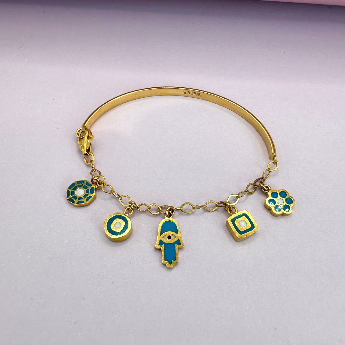 22k solid gold baby/toddlers bracelet