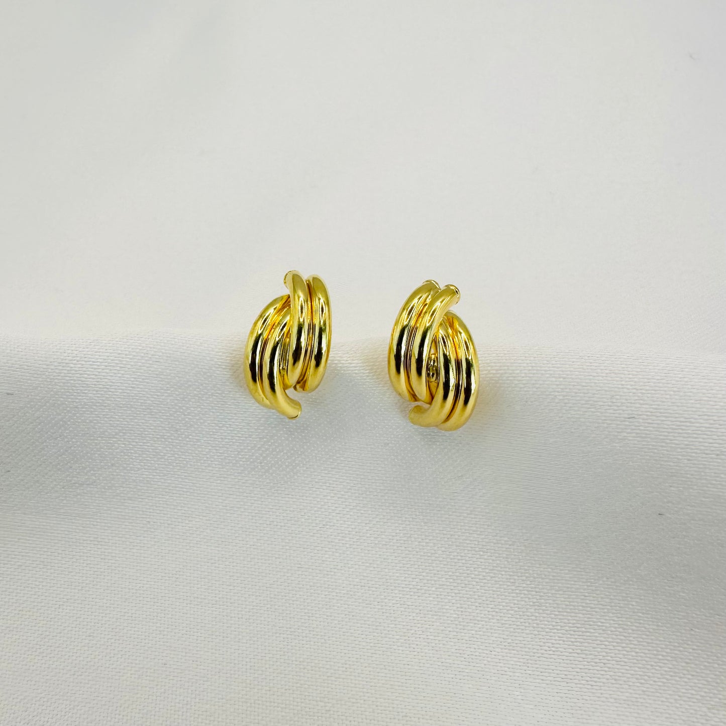 18k solid gold earrings