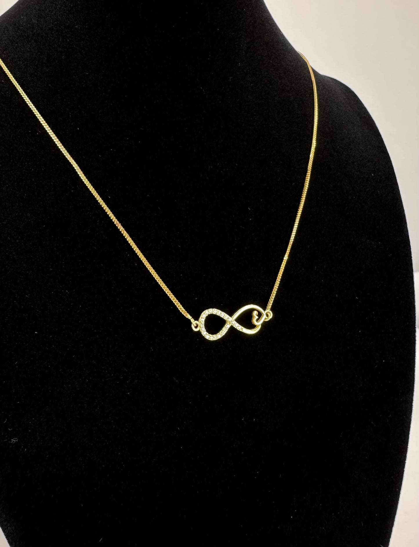22k solid gold infinity necklace