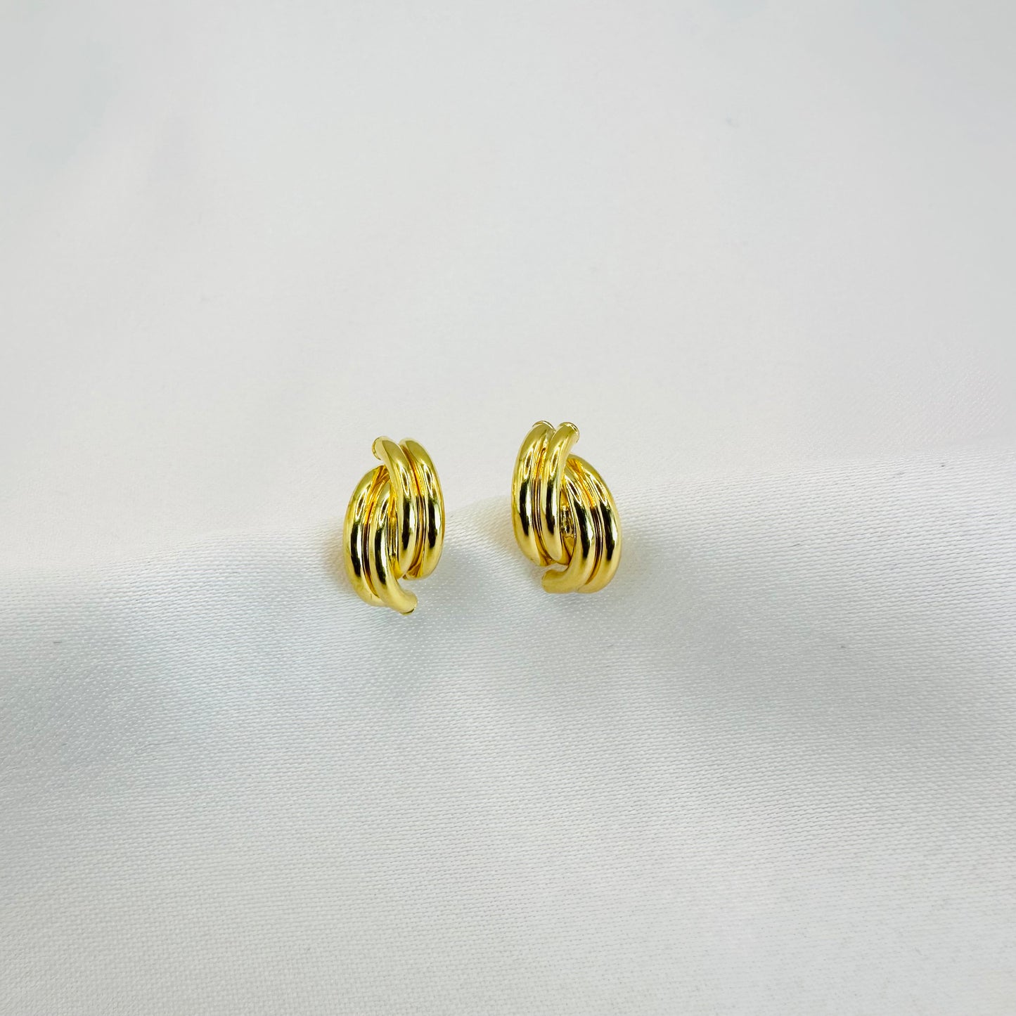 18k solid gold earrings