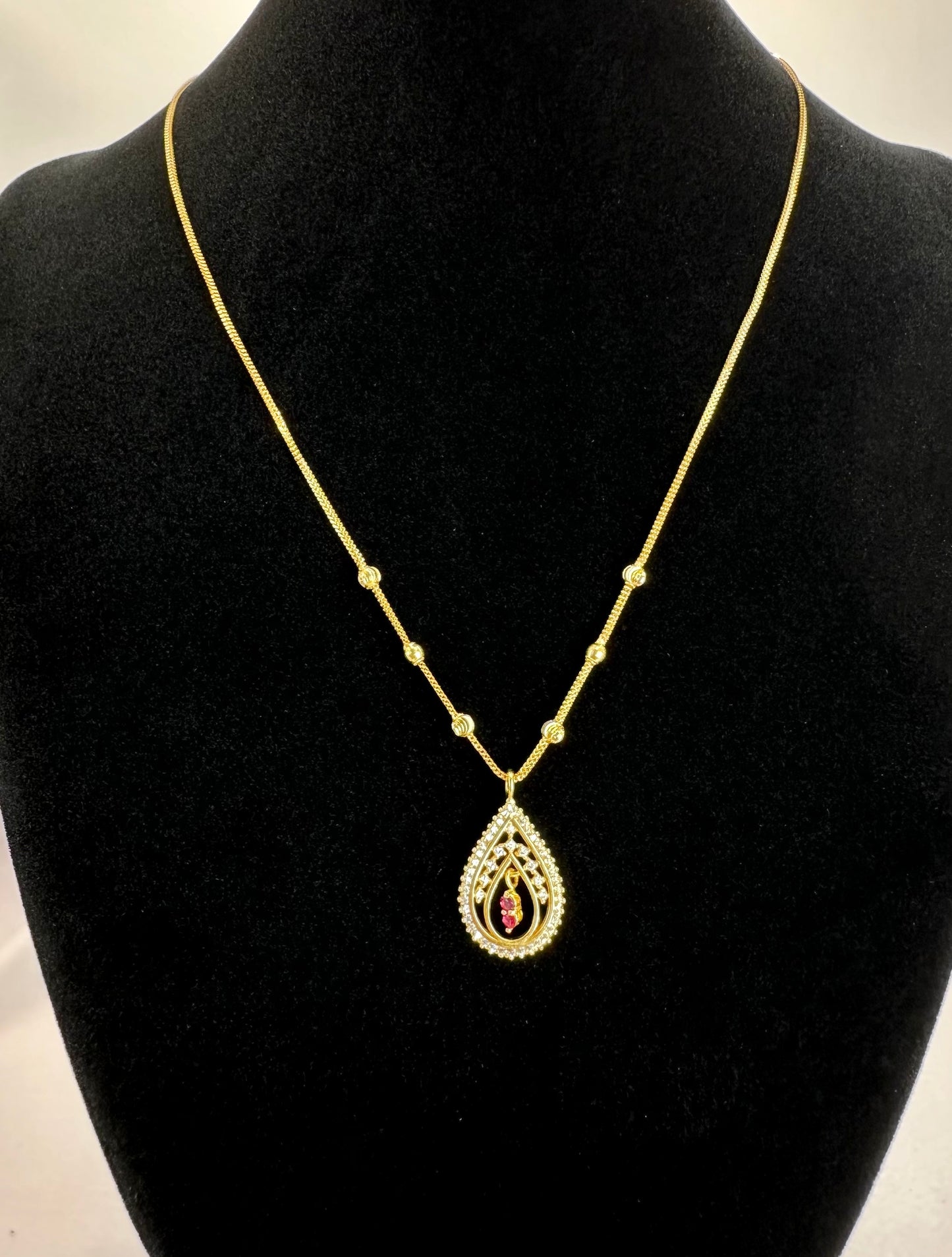22k solid gold designer necklace with tear drop pendant