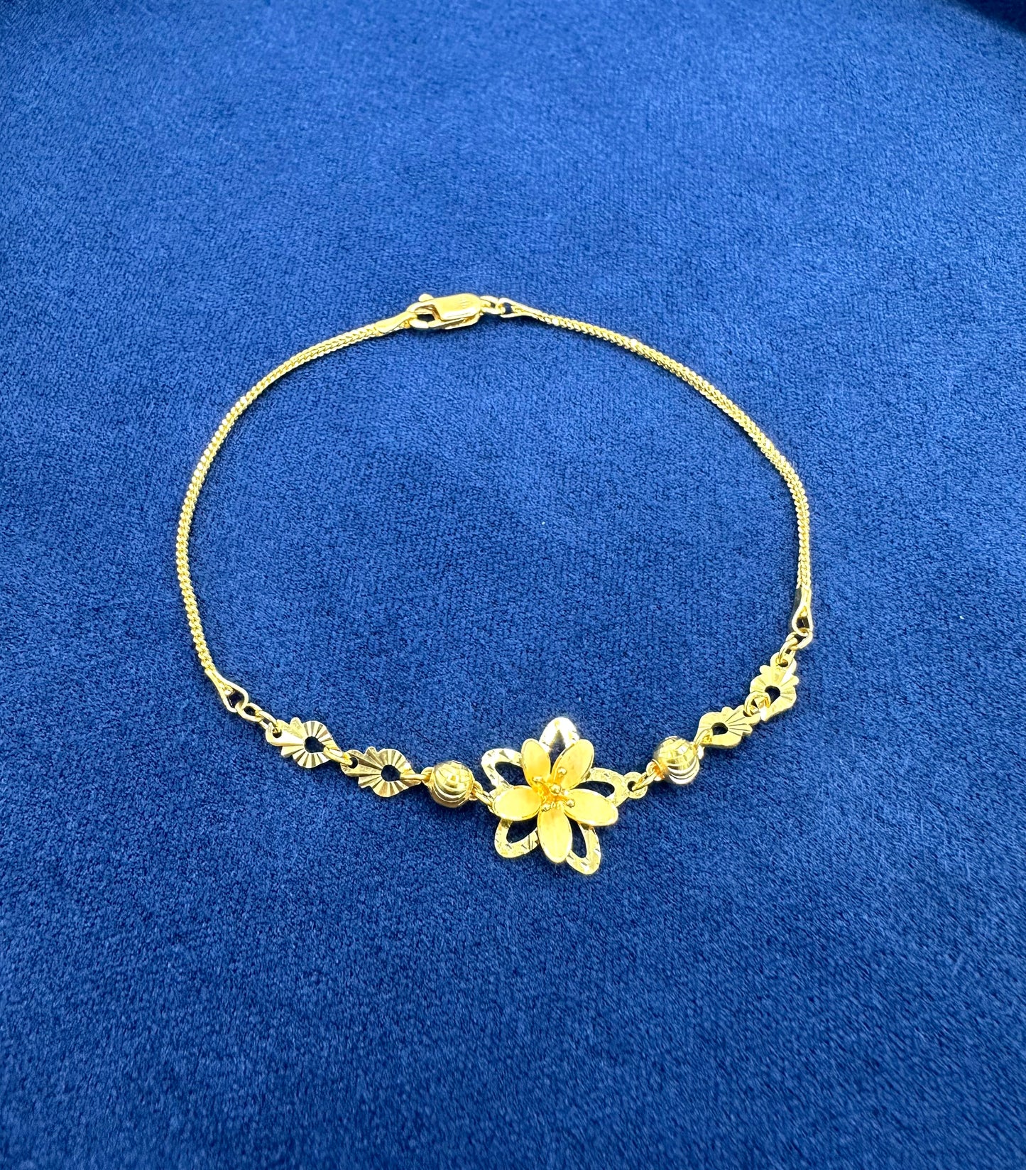 22k Solid Gold Designer Bracelet