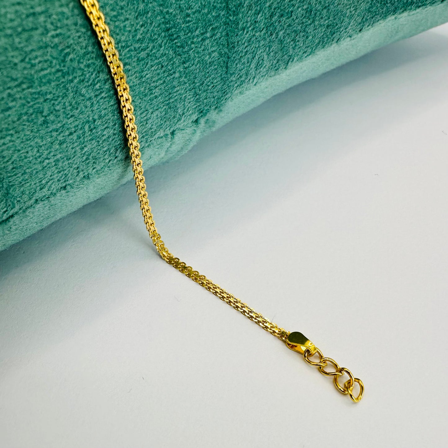 22k solid gold baby/toddlers bracelet